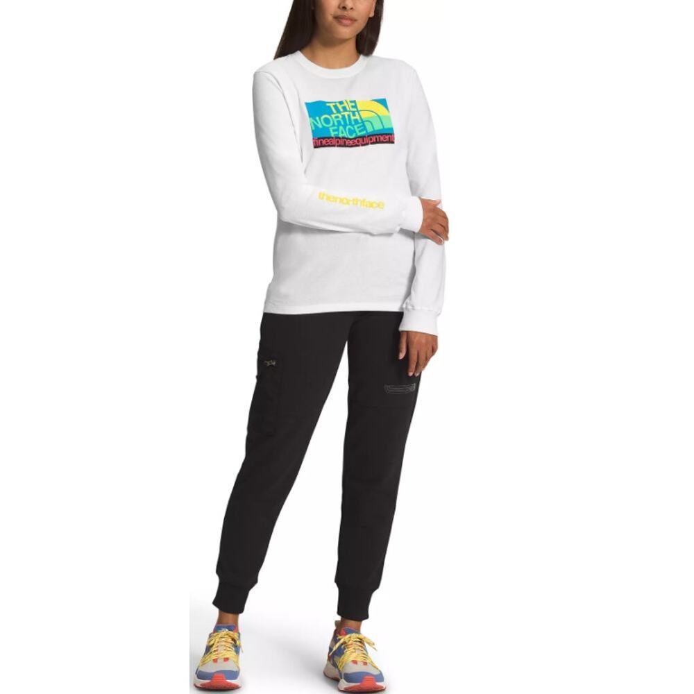 The North Face Women's White Long Sleeve Graphic Tee Size L
